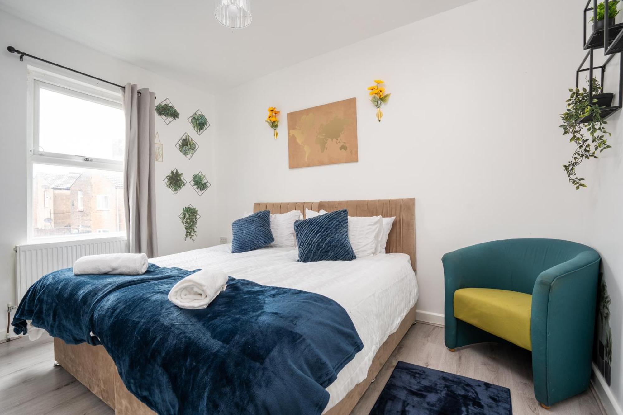 Huge 6br - Perfect For Long Stays! * Liverpool