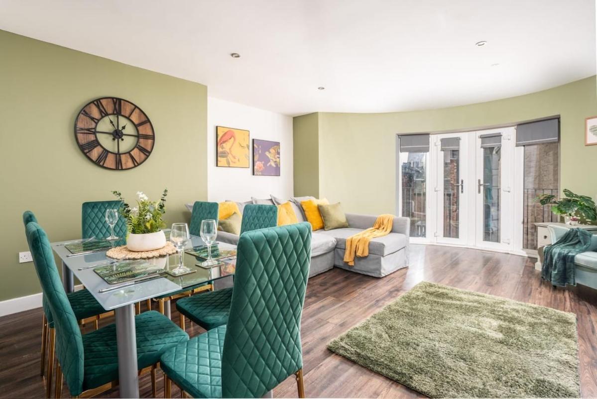 L1 Stay, Netflix & Prime Location,workspace Apartment Liverpool
