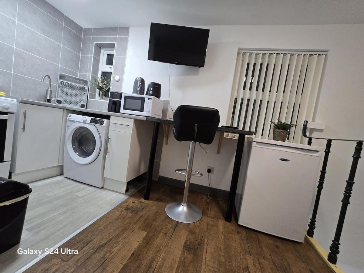 Cozy Flat Everton *