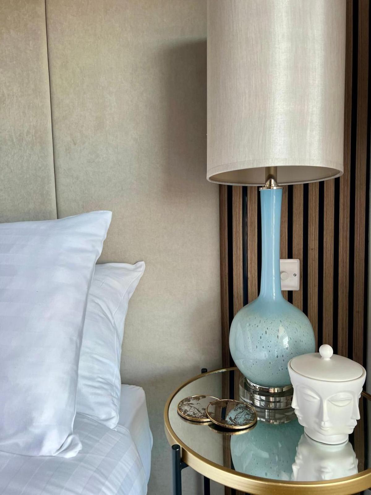 Apartment No 50 - Beautiful In Sleeps 4