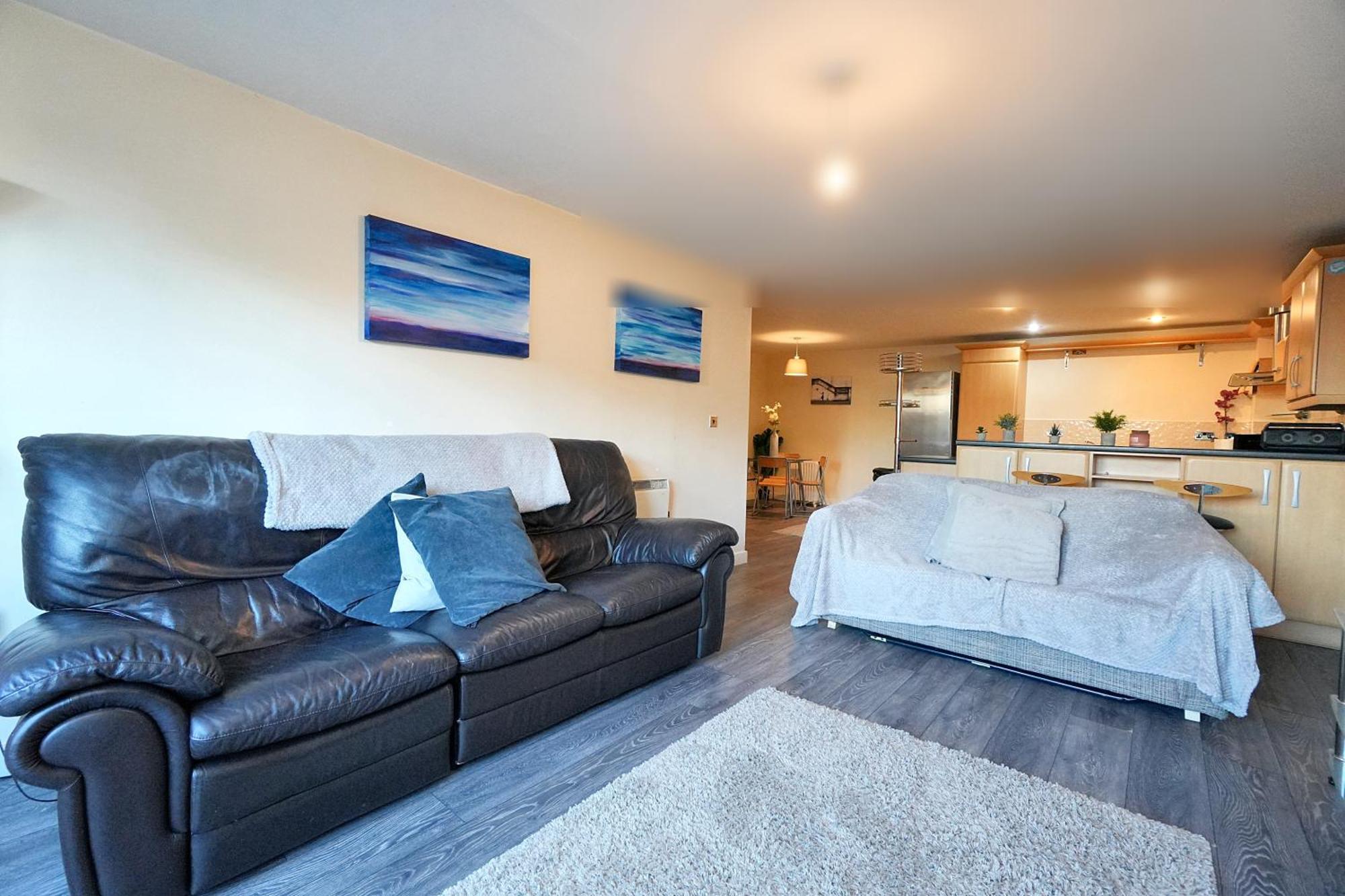 Apartment Cancer Square Free Parking Sleeps 8