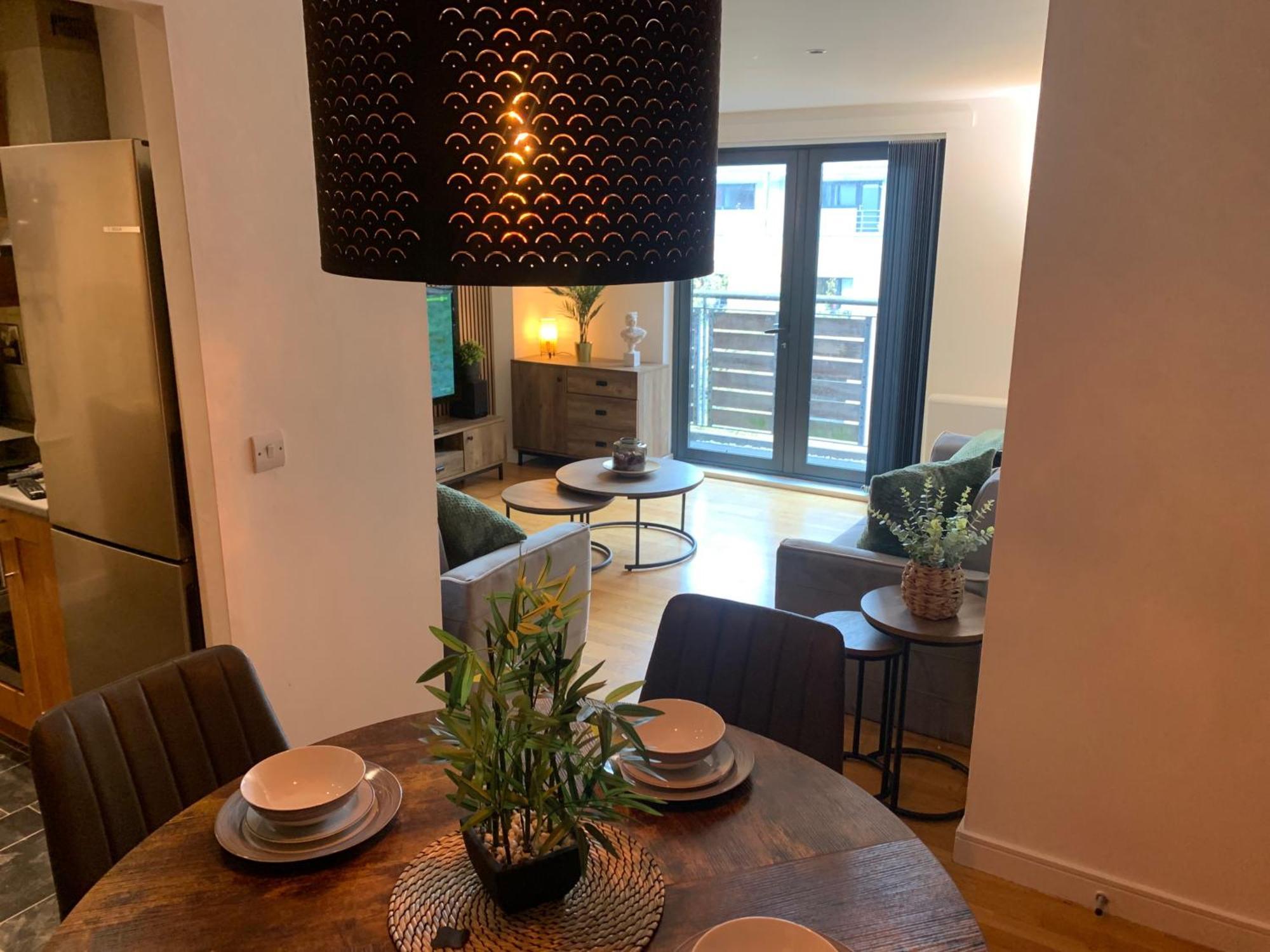 Apartment Apartment-sleeps 6-free Parking