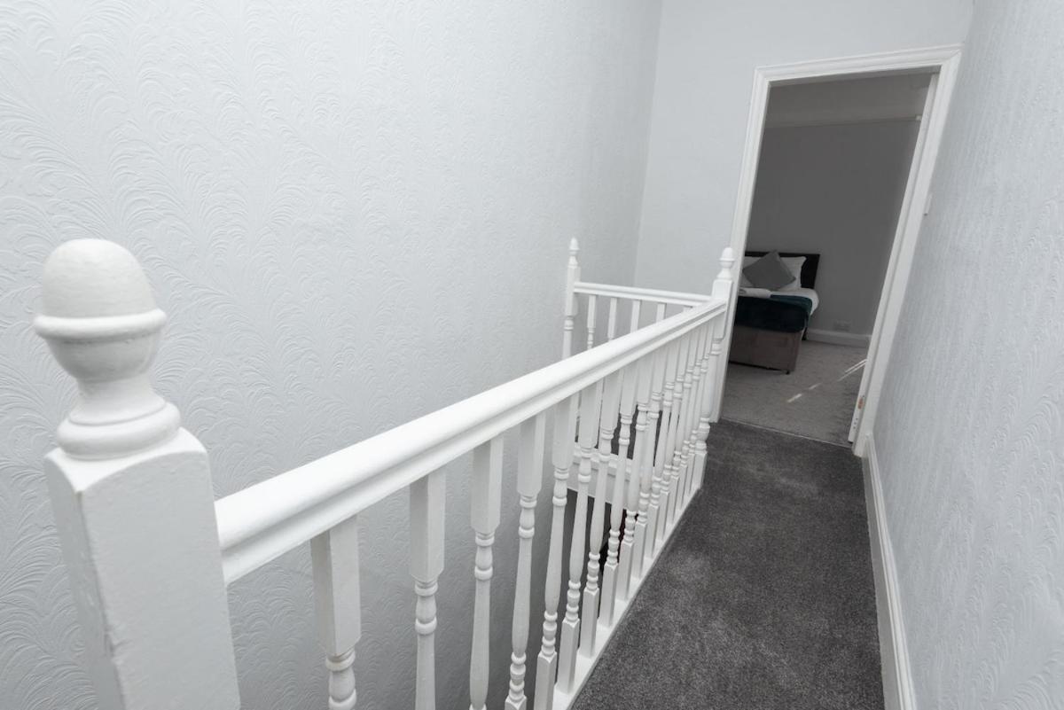 Apartment Anfield Escape