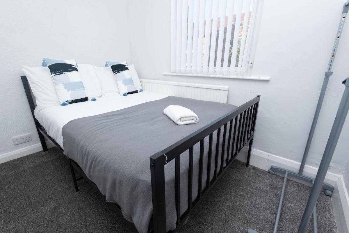 Apartment Anfield Escape