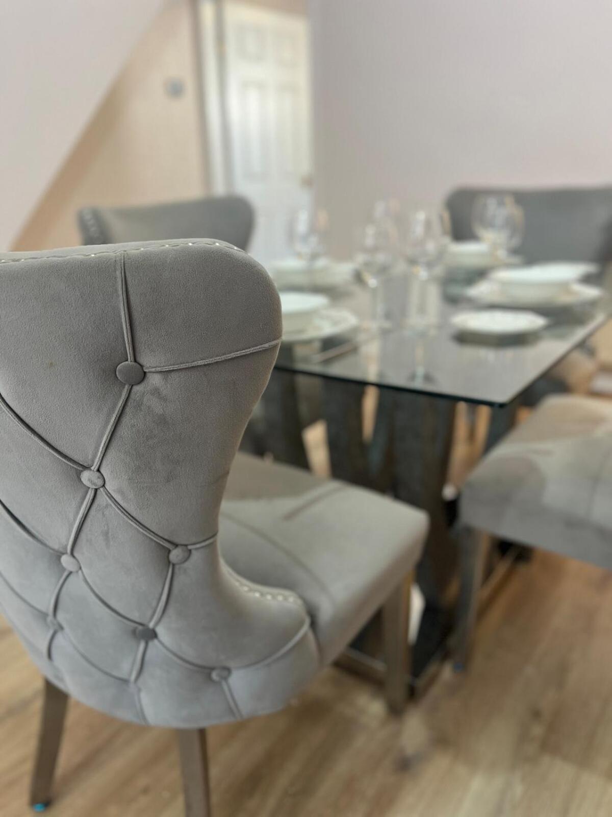 Rose House Stylish 3 Bed Near Anfield And Goodison Park Holiday home *