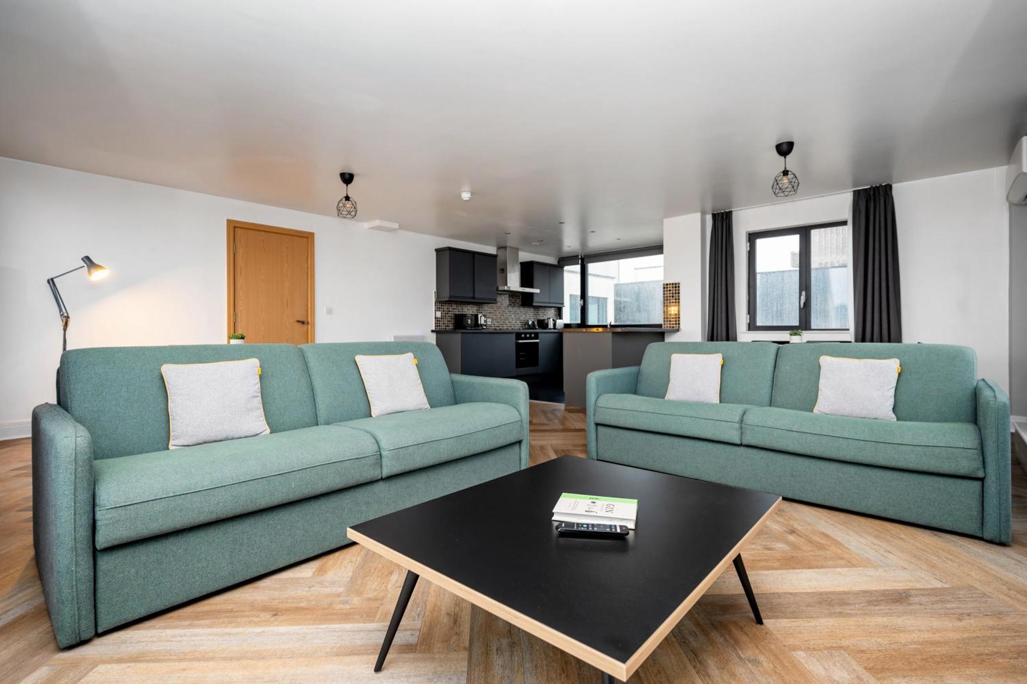 Staycity Centre Aparthotel 4*