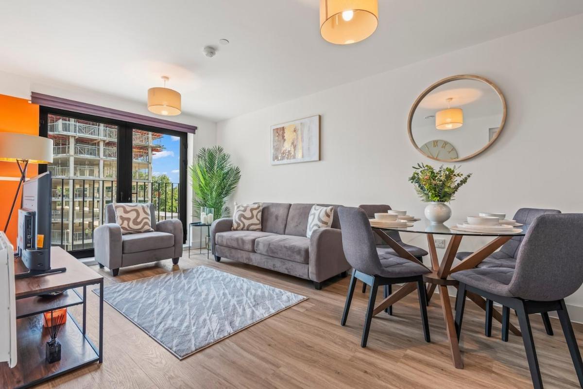 The Velmora - - 2bed - Parking Apartment Liverpool