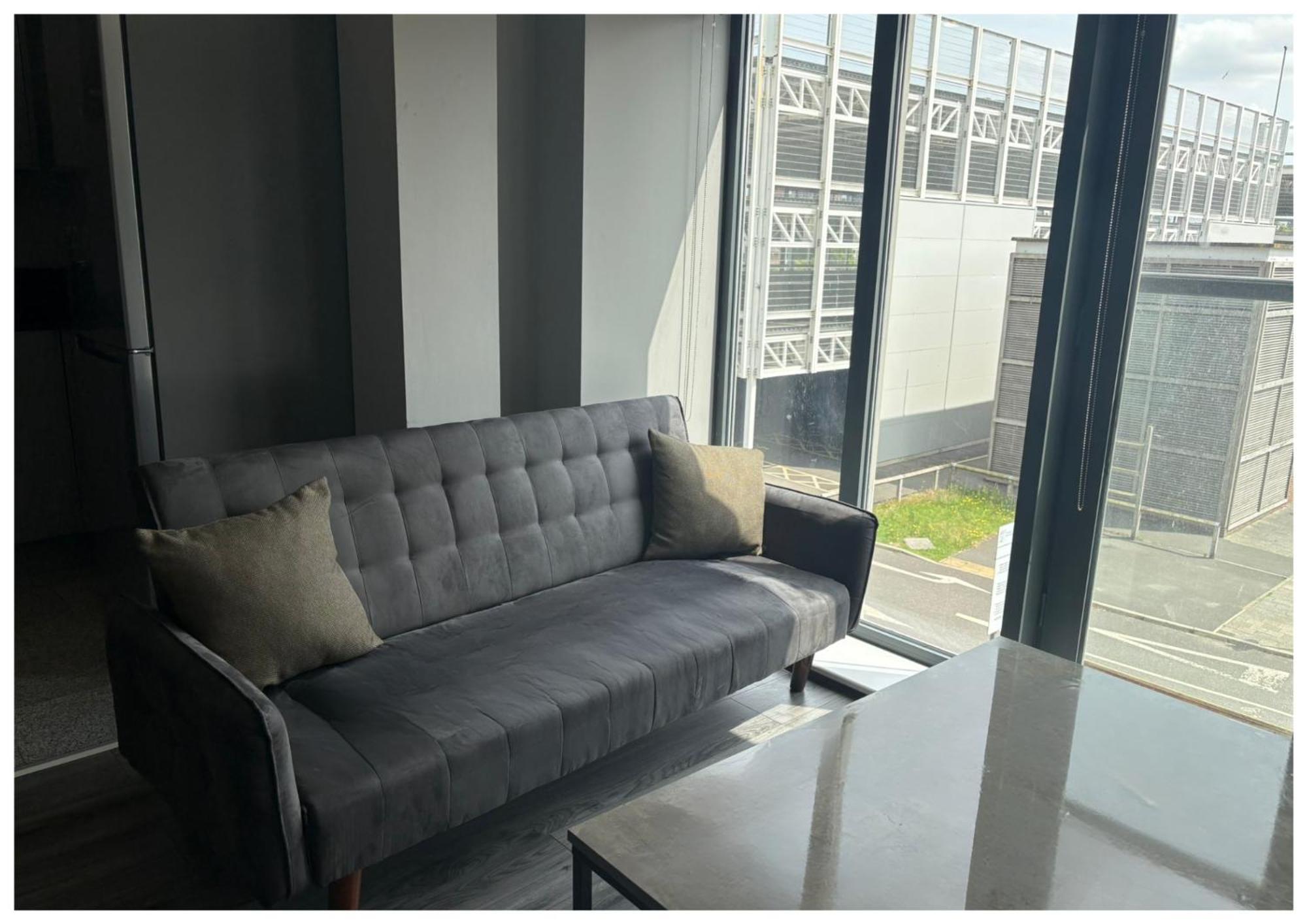 Monarchs Quay Arena By Happy Days Apartment Liverpool