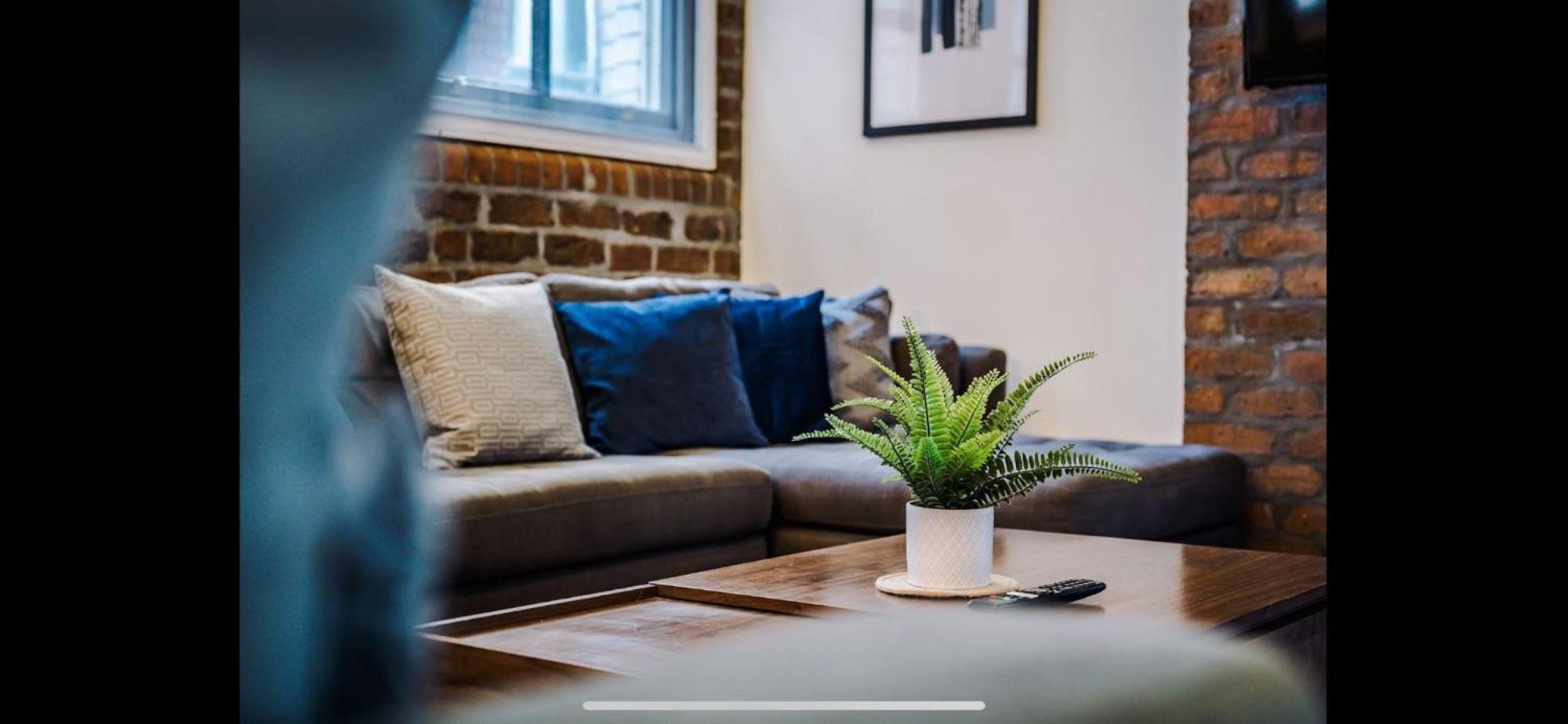 Stylish For 8 Guests Apartment