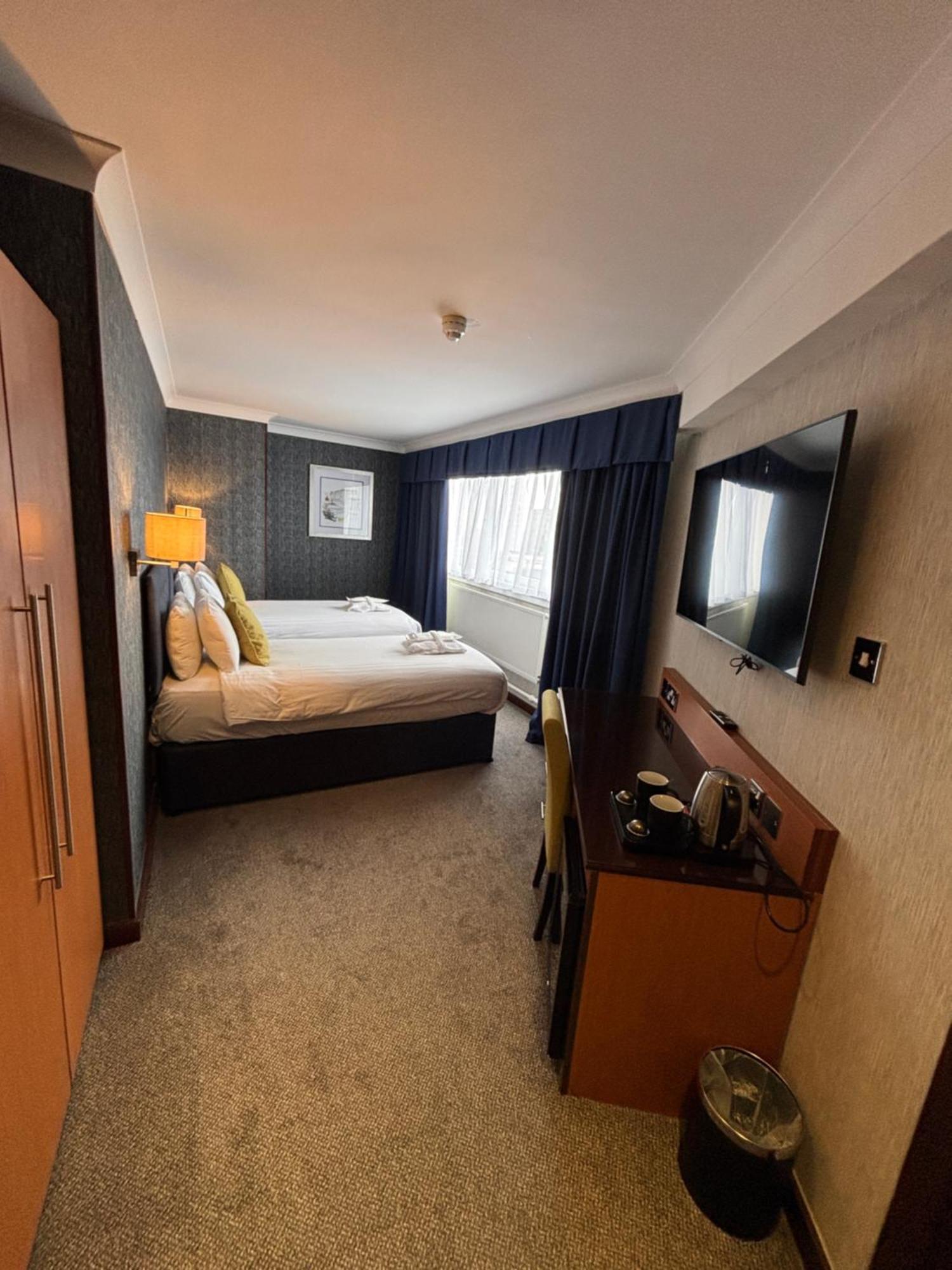 Hotel The Liner At Liverpool