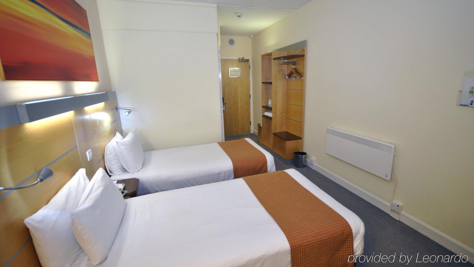 Hotel Express John Lennon Airport Liverpool