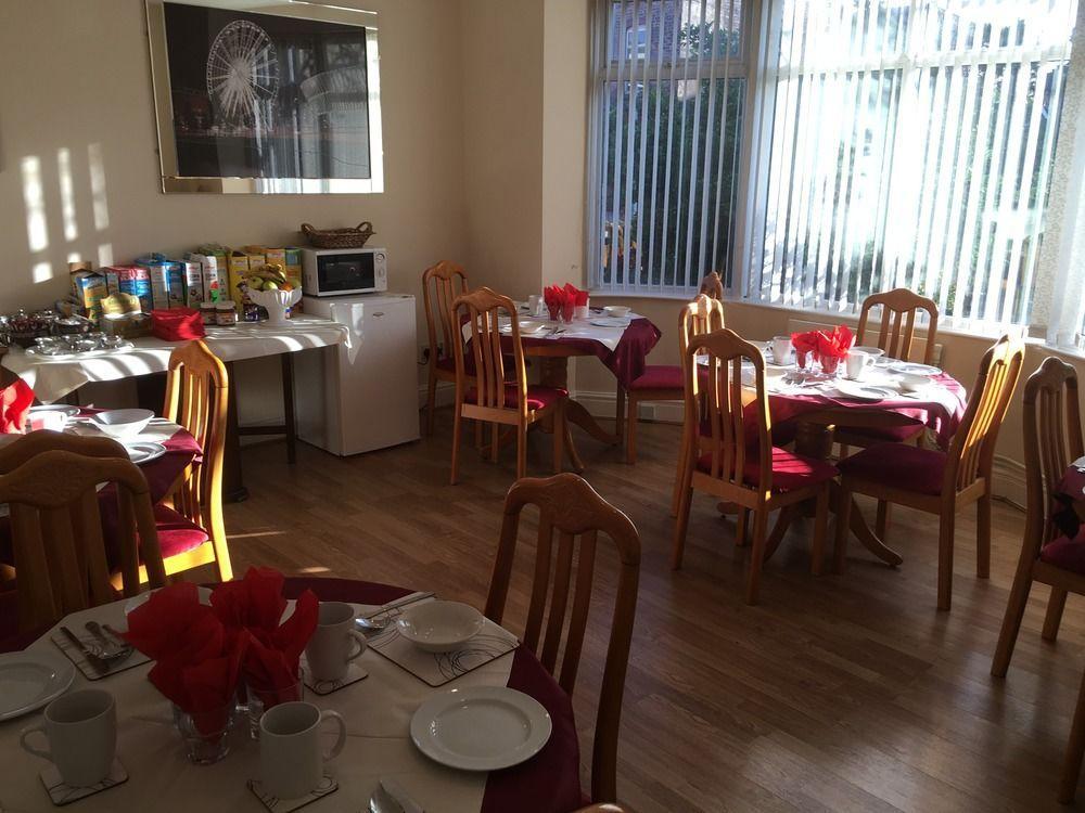 Castle 86-88 Sheil Rd L6 3af Liverpool
