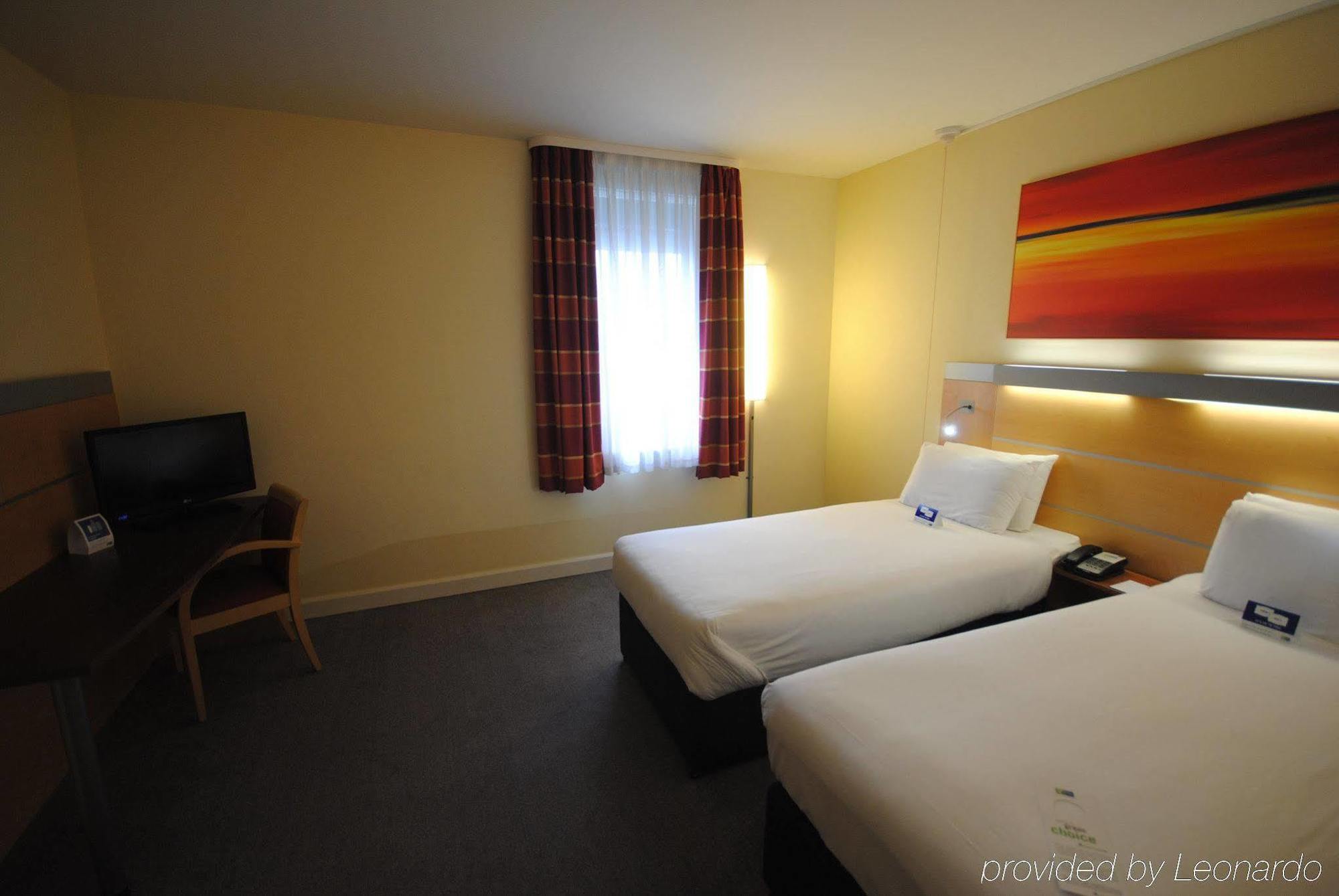 Express John Lennon Airport 3* Liverpool