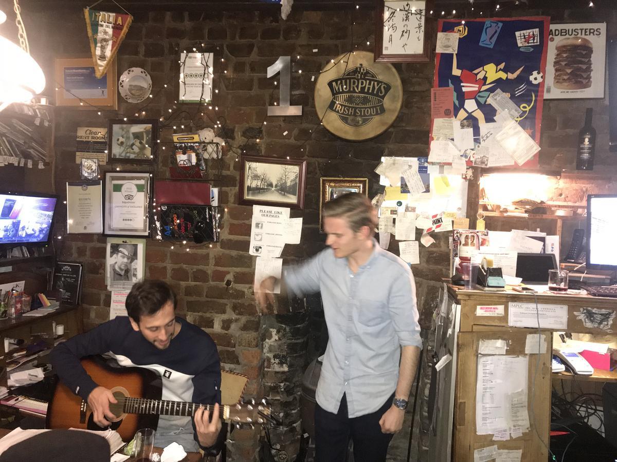 Embassie Backpackers Hostel Liverpool