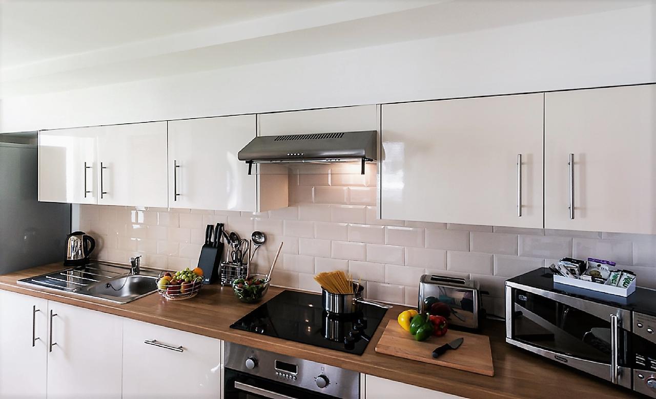 Apartment Base Serviced - The Docks *