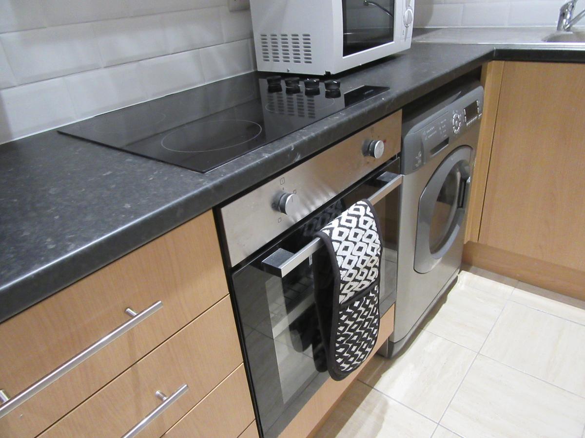 Apartment No 9 At Ivanhoe - Large 2 Bed Near Sefton Park And Lark Lane Liverpool