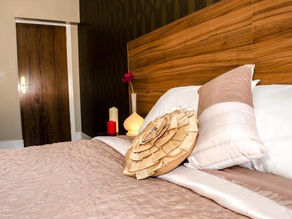 Trivelles Hotel 3*