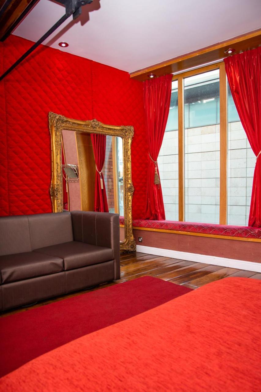 Hotel Signature Living 4*