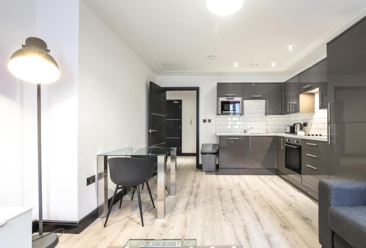 North House Deluxe Apartment Liverpool
