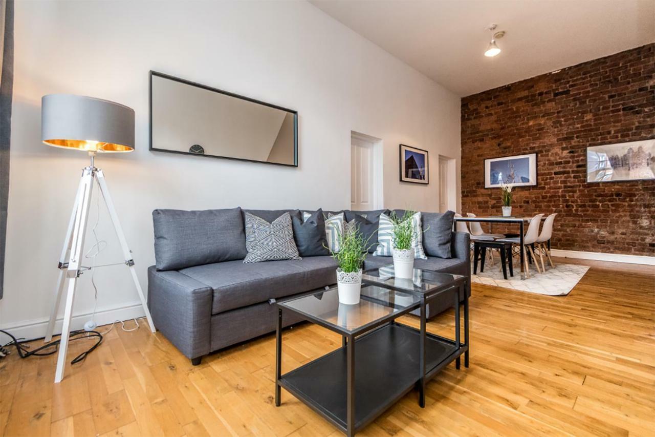 Renshaw Apartment