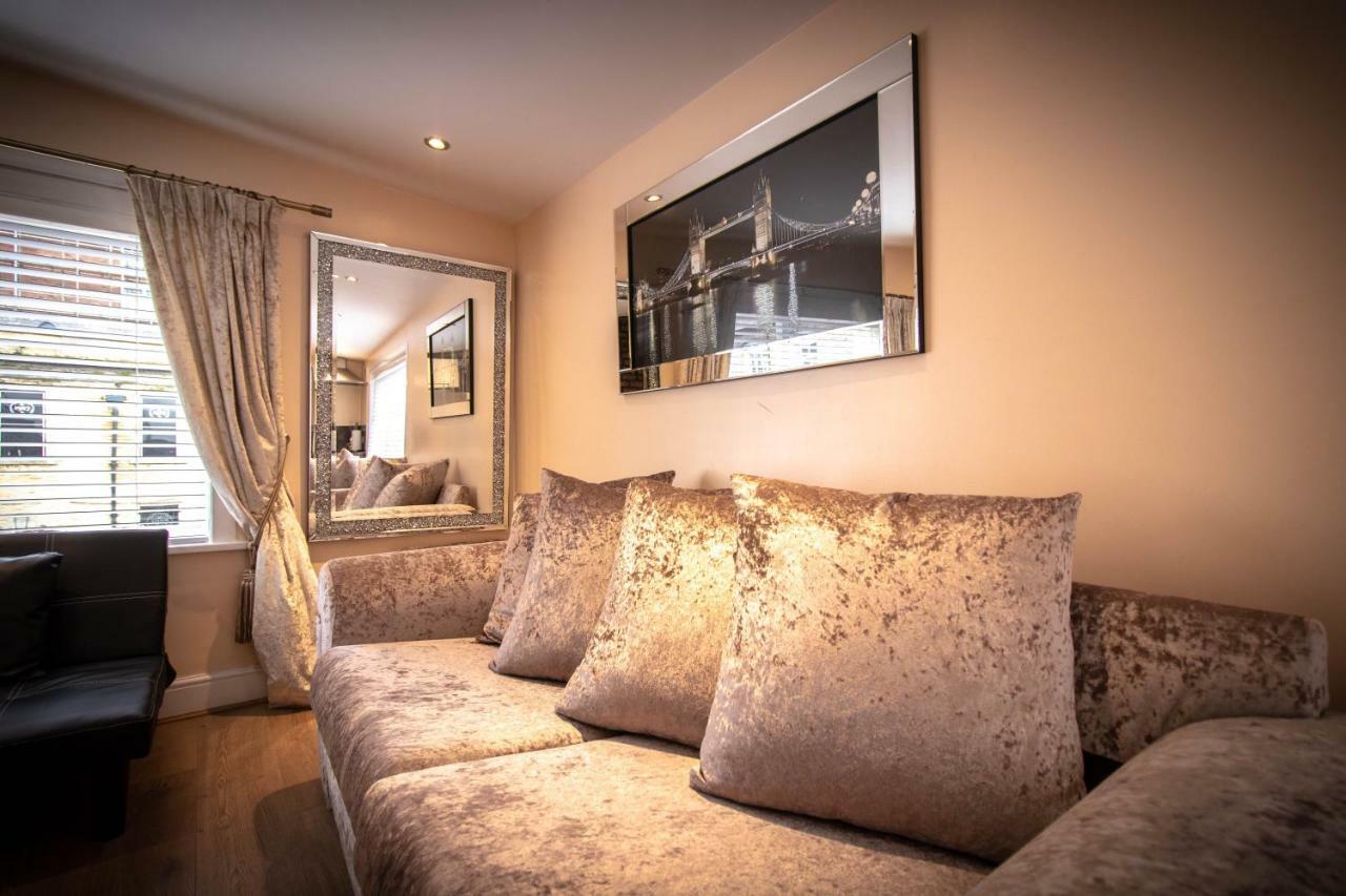 19 Rodney Street Apartment *
