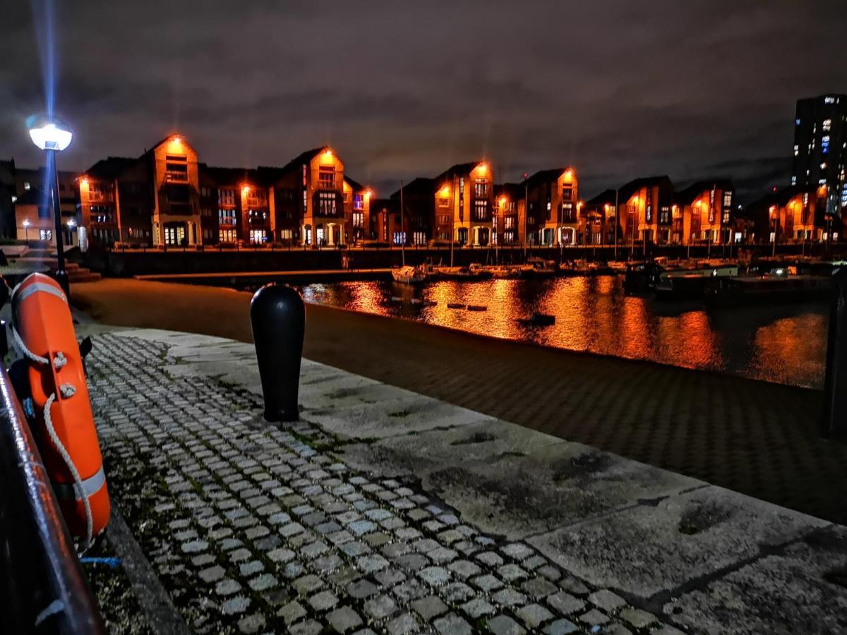 Base Serviced - The Docks Apartment Liverpool