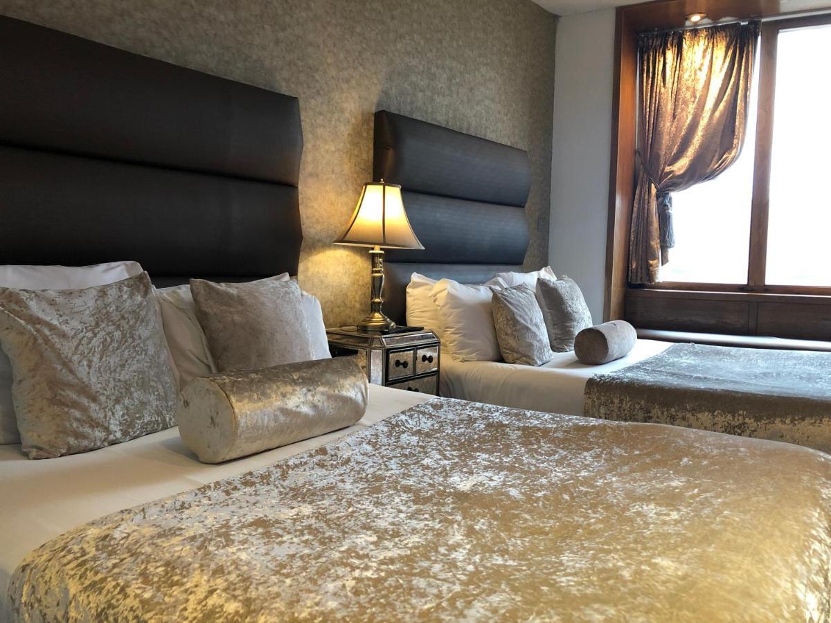 Hotel Signature Living 4*