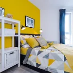 Opp Liverpool - Perfect For Contractors And Travellers, Big Savings Booking 4 Nights Or More!
