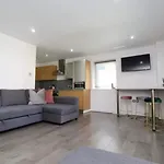 Campbell Square Apartment 3