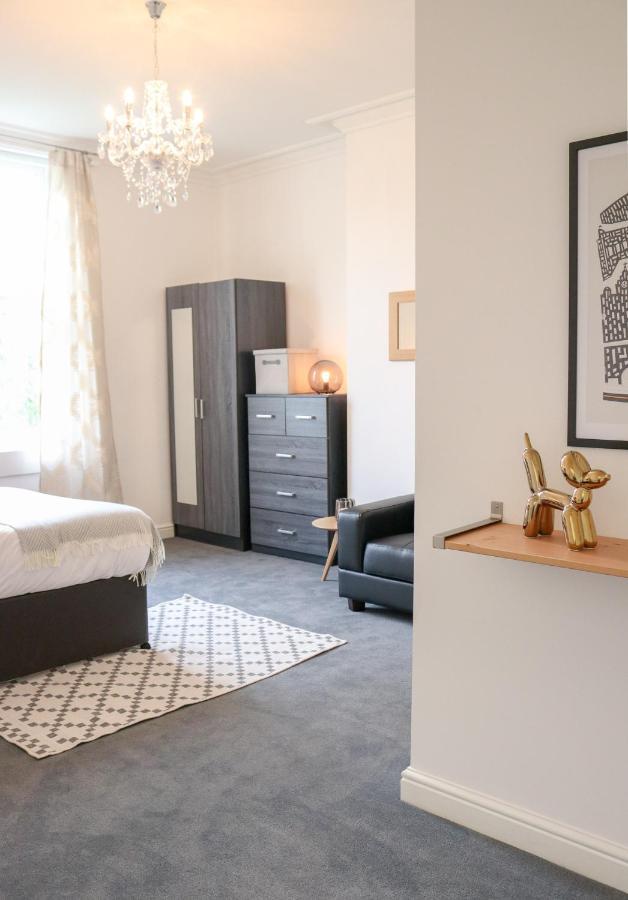 Ampthill Guest house Liverpool