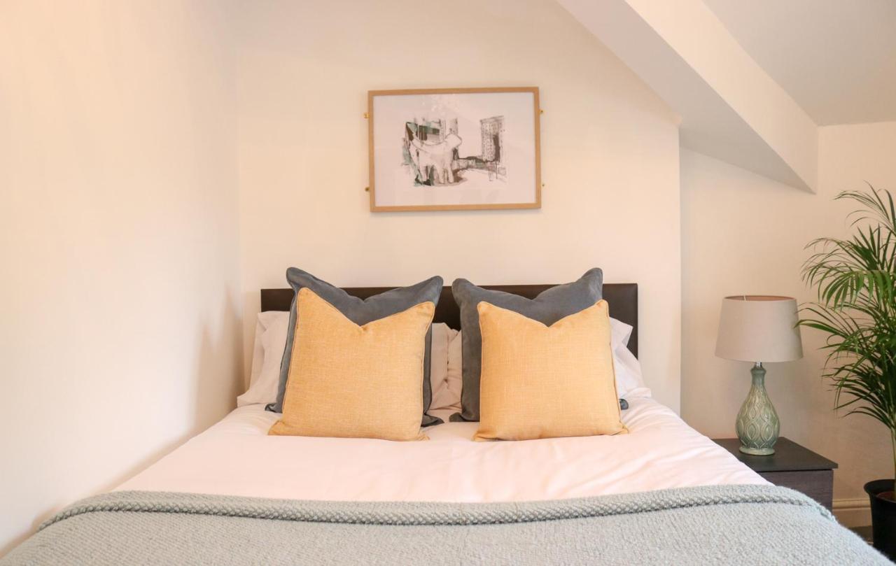 Ampthill Guest house 3*