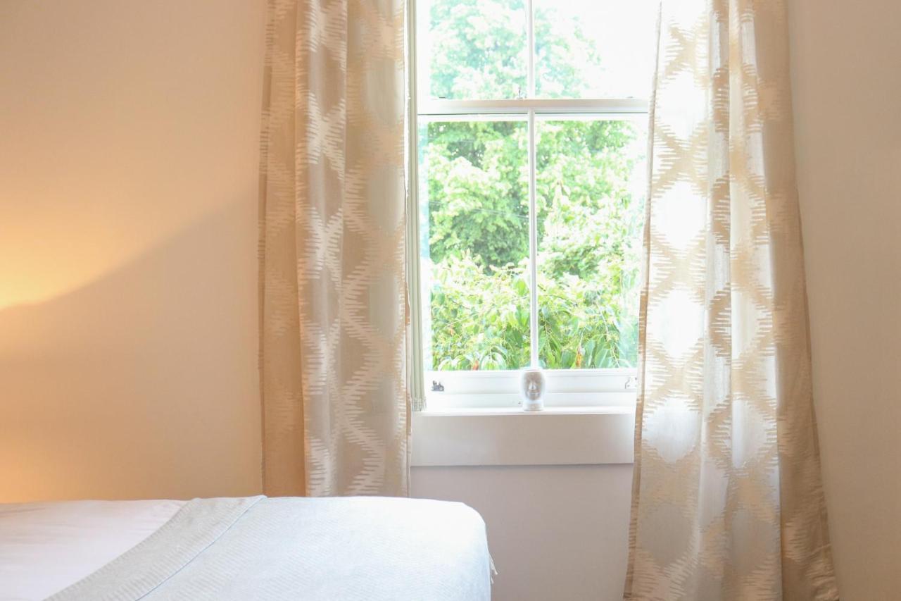 Ampthill Guest house 3*