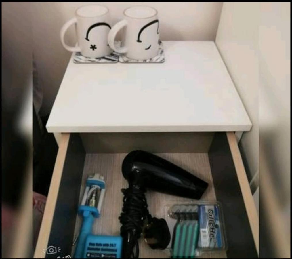 Large 3 Bedrooms In Centre, Free Parking * Liverpool