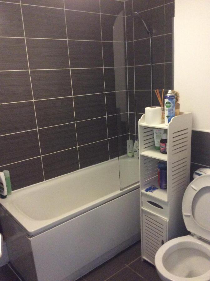 Large 3 Bedrooms In Centre, Free Parking * Liverpool