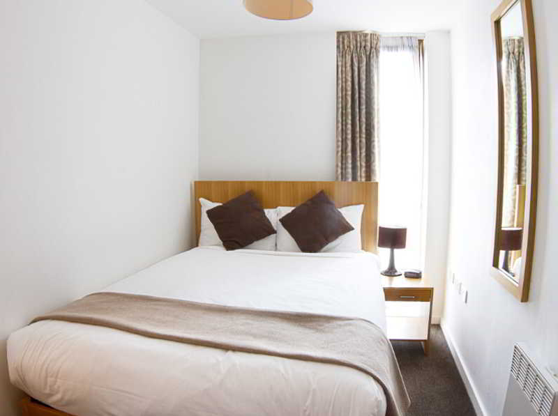 Aparthotel Cove Paradise Street