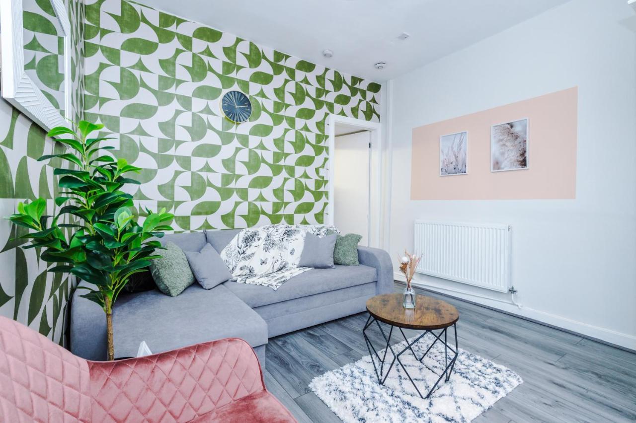 Holiday home Trendy House, Close To Stadiums, Free Wifi And Car Park Liverpool