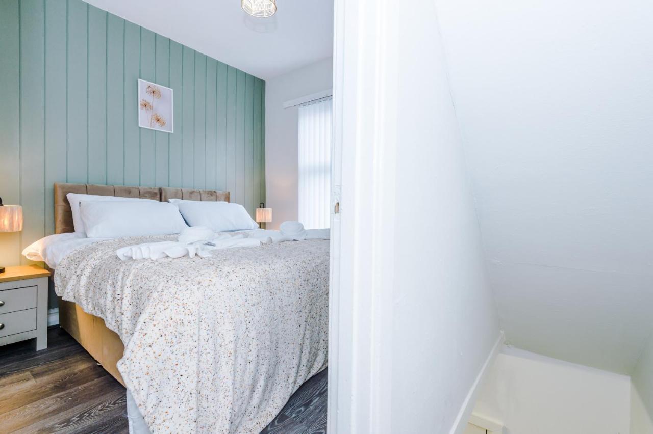 Trendy House, Close To Stadiums, Free Wifi And Car Park