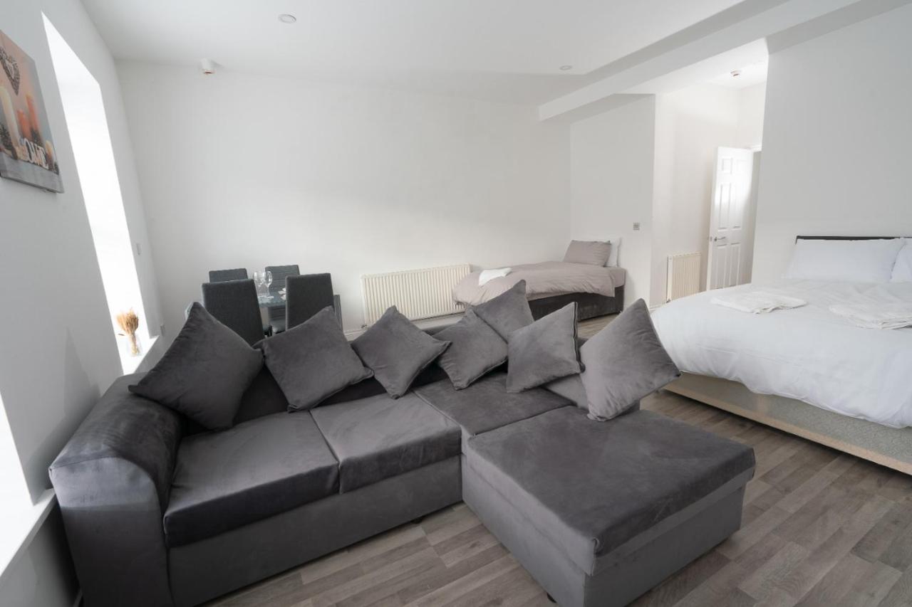 Apartment Affordable Studio In City Centre Liverpool