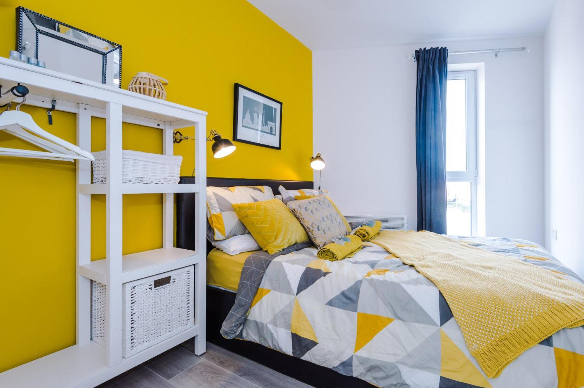 Opp - Perfect For Contractors And Travellers, Big Savings Booking 4 Nights Or More! * Liverpool