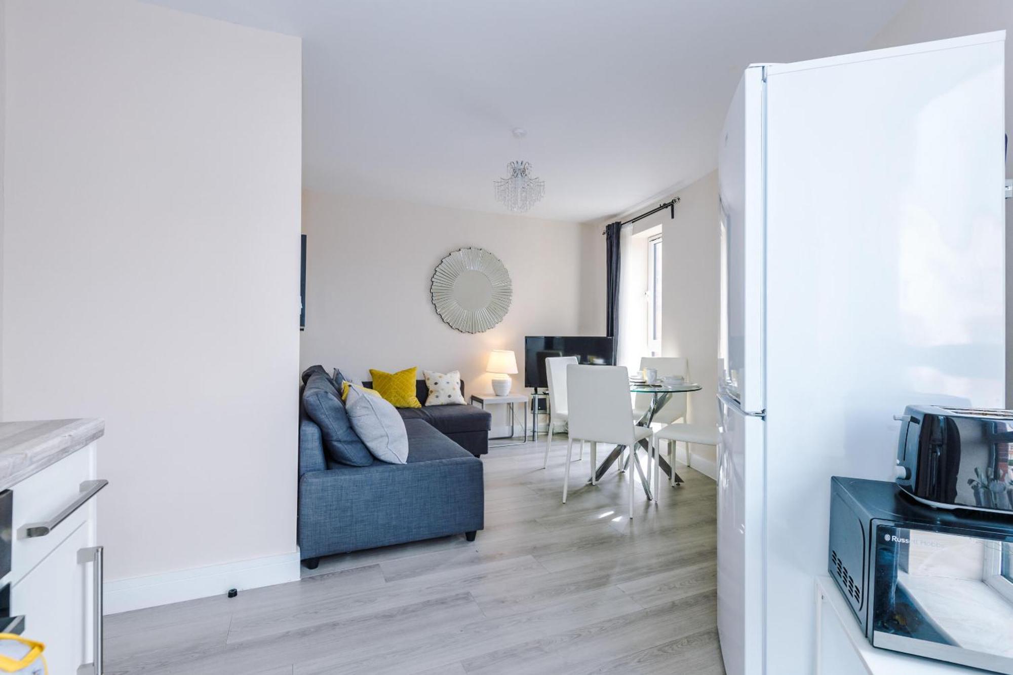 Apartment Opp - Perfect For Contractors And Travellers, Big Savings Booking 4 Nights Or More!
