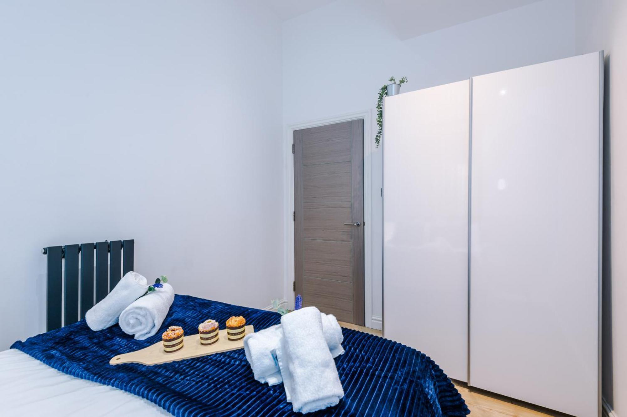 Modern 2-bedroom In The Heart Of Centre Apartment