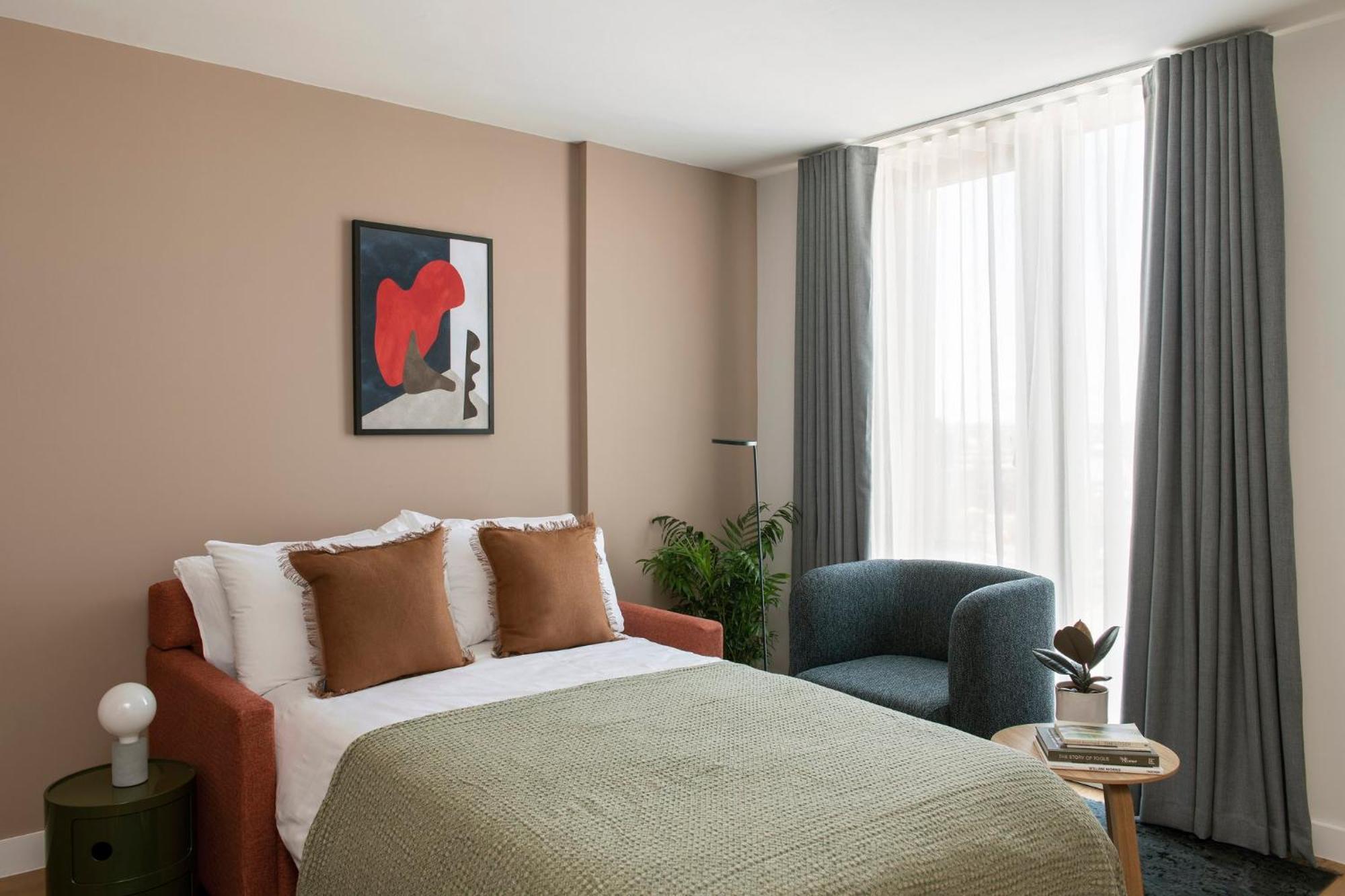 Cove Paradise Street Aparthotel