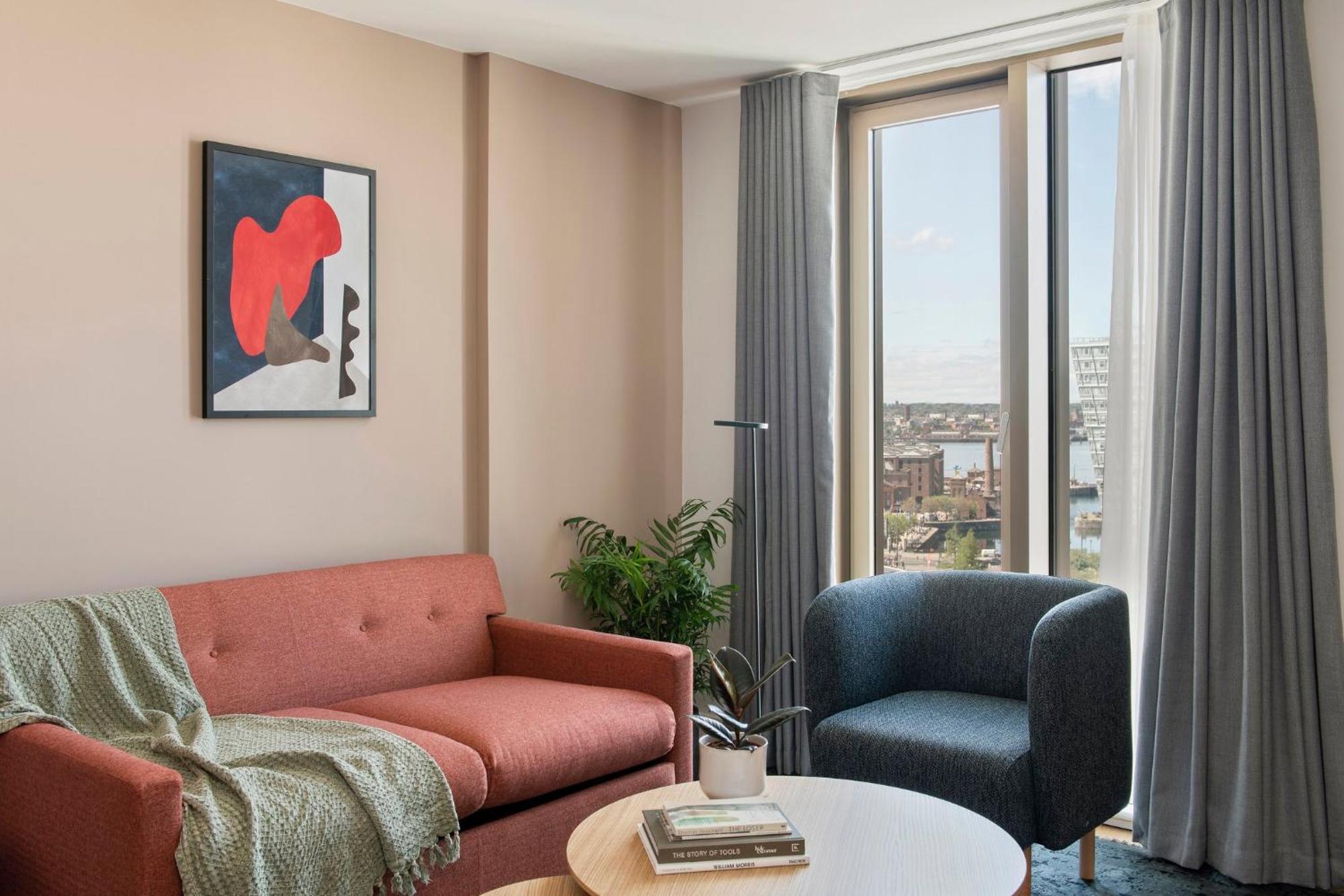 Cove Paradise Street Aparthotel 4*