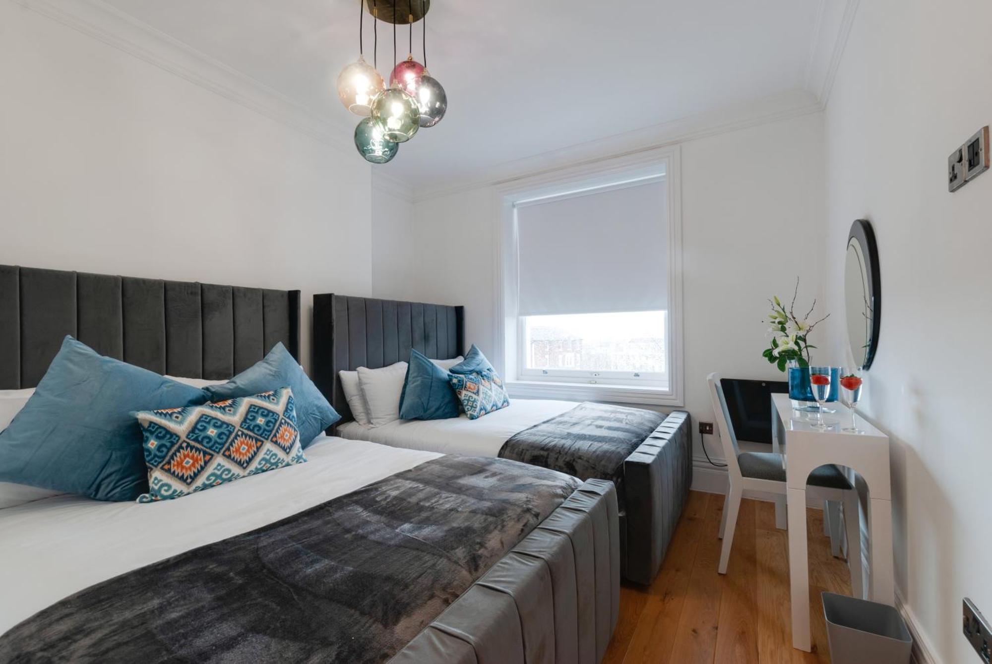 80 By Elite Aparthotel