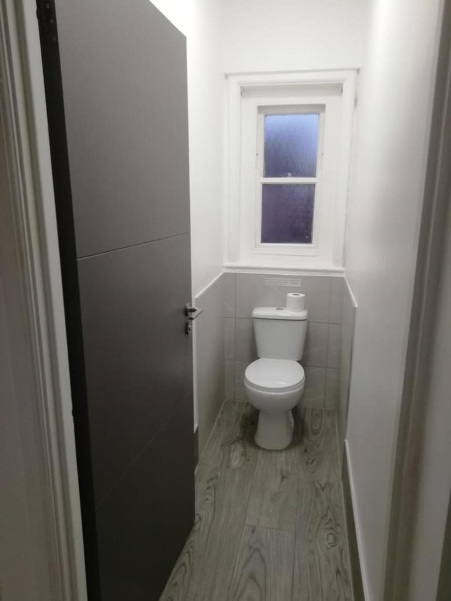 Single Shared Bathroom Free Street Parking Near Anfield Lfc Bed & Breakfast *