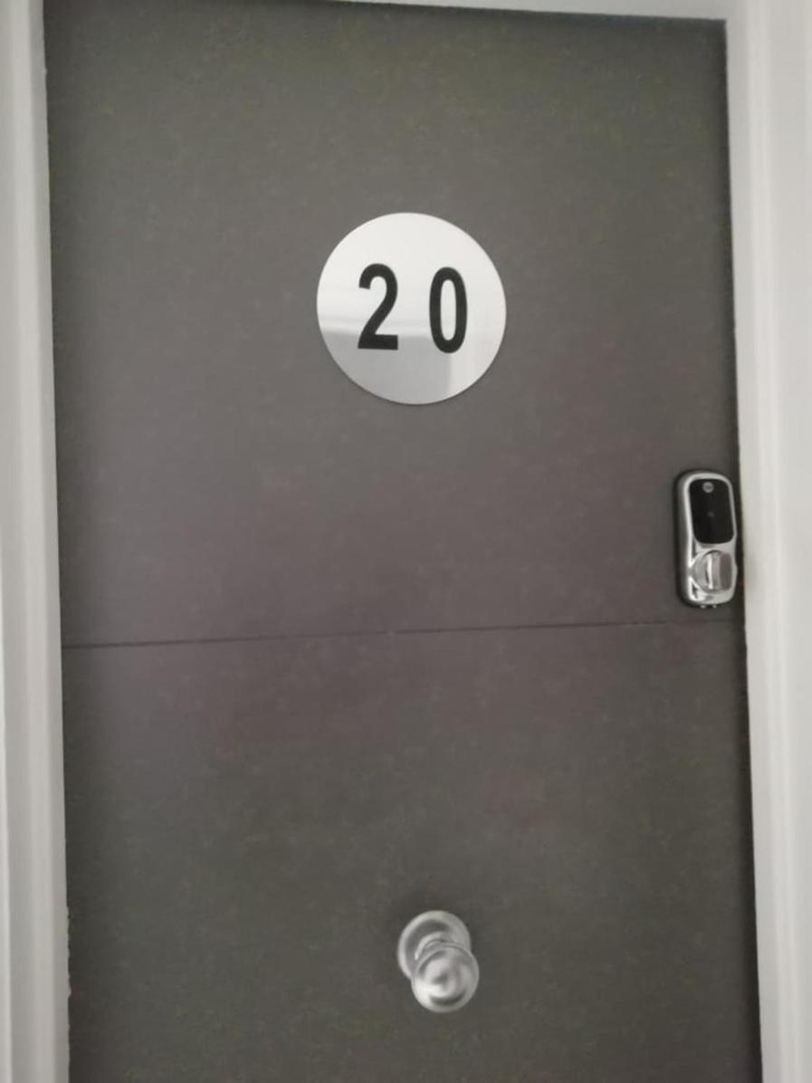 Single Shared Bathroom Free Street Parking Near Anfield Lfc Bed & Breakfast *