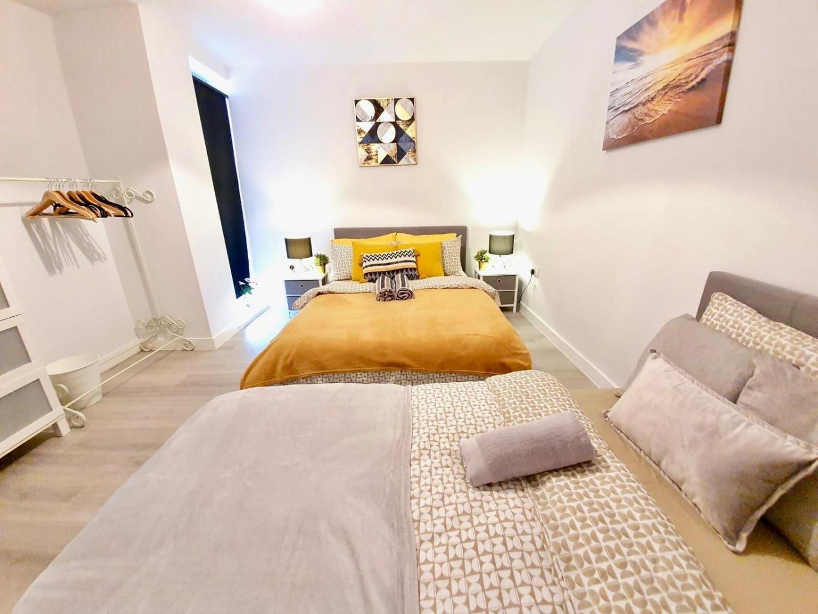 Opp - Perfect For Contractors And Travellers, Big Savings Booking 4 Nights Or More! Liverpool