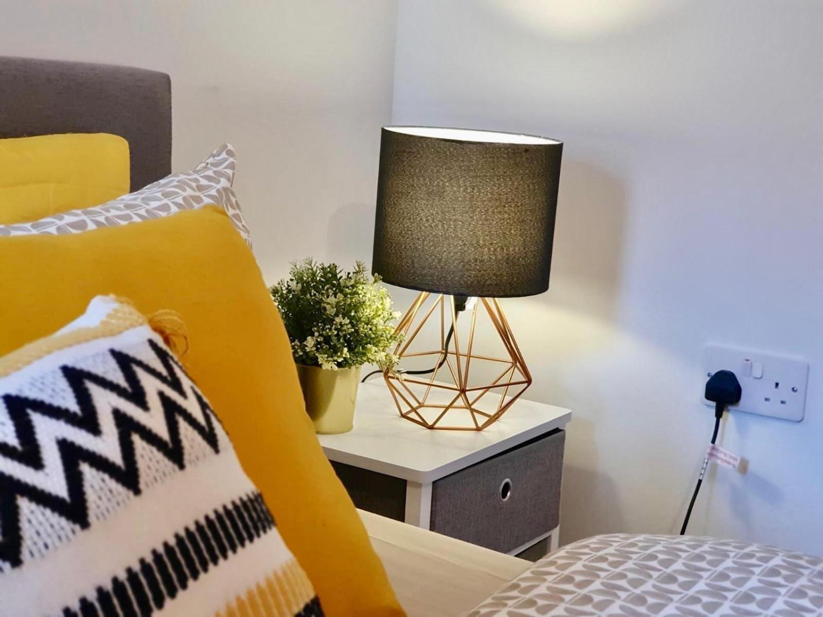 Opp - Perfect For Contractors And Travellers, Big Savings Booking 4 Nights Or More! Apartment