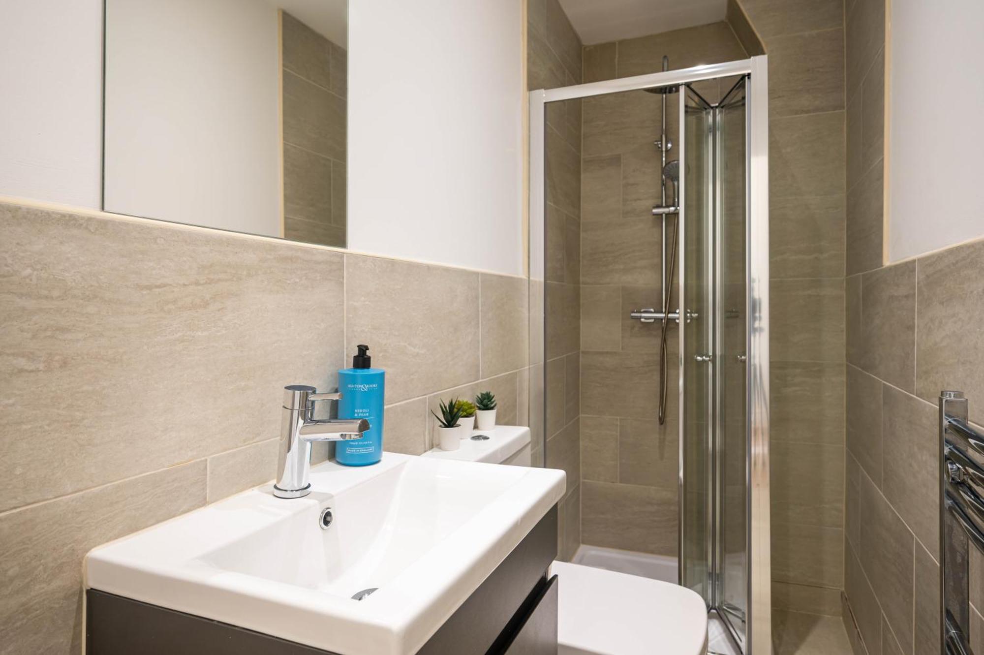 Holiday home Kinsley House - - 4 Bedroom