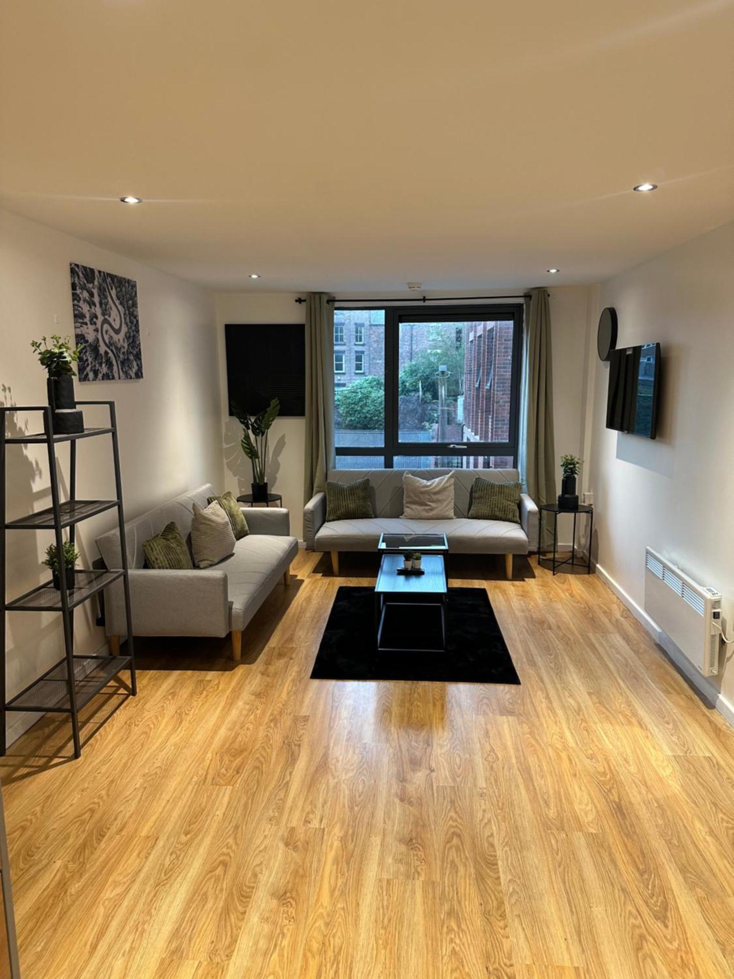 Apartment Free Parking Centre 2 Bed 2 Bathroom *
